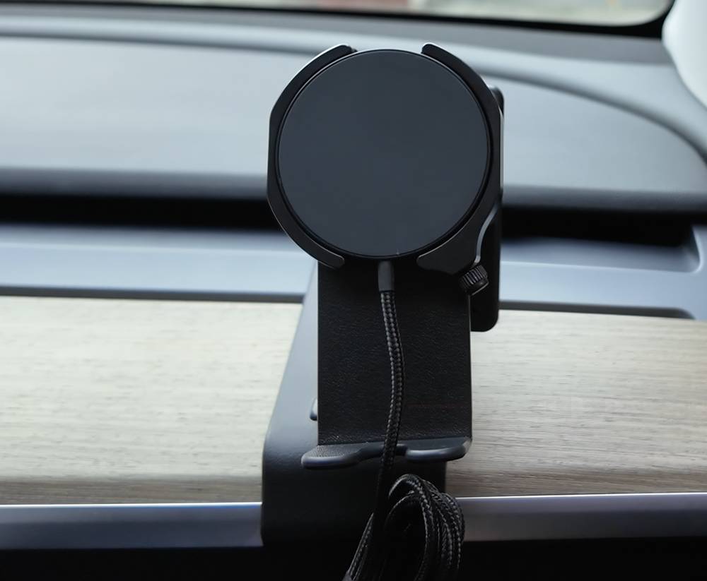 ClicOn by Brodit: Transforming Magnetic Car Phone Holders